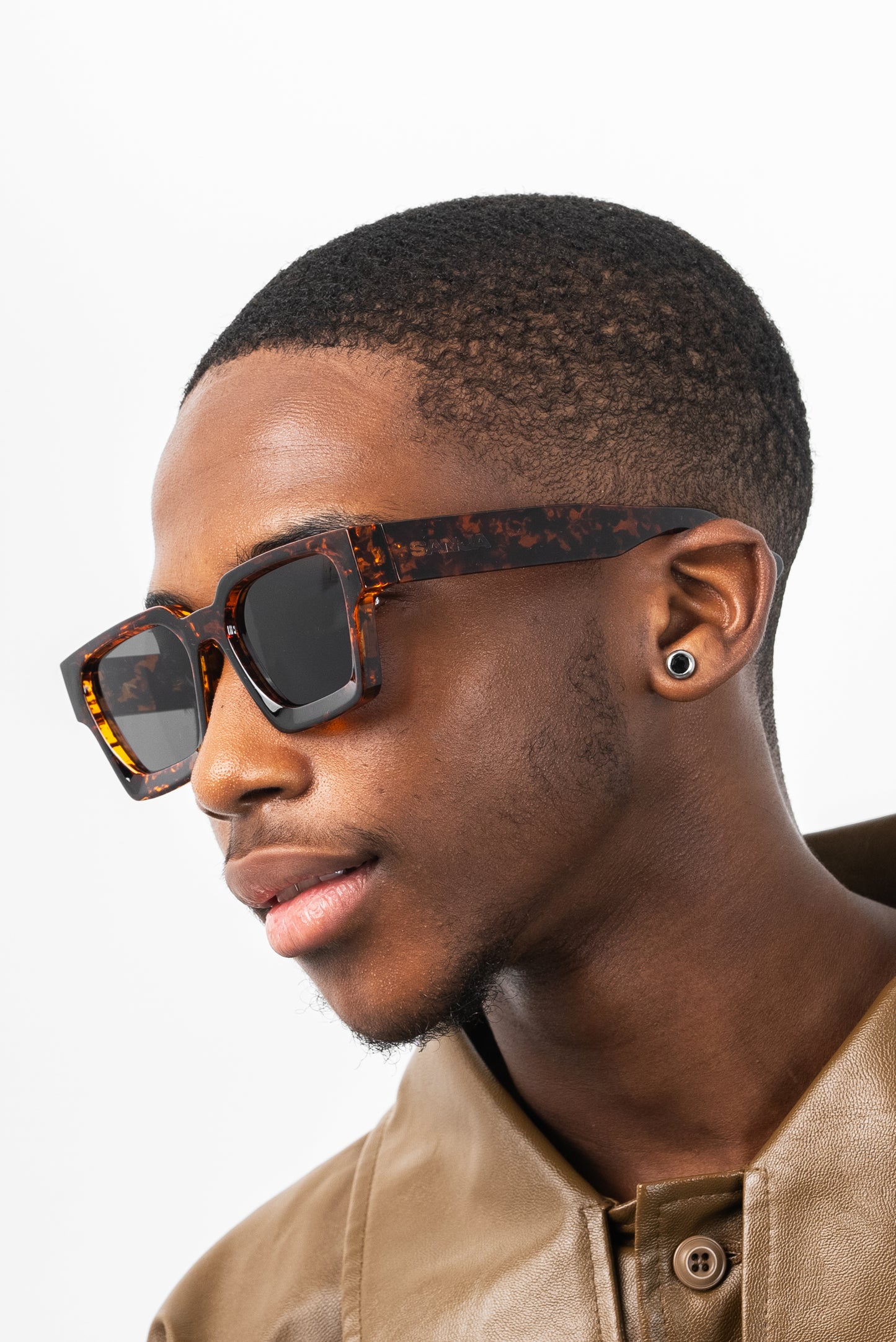 SANJA Classic Sunglasses / Brown Marble