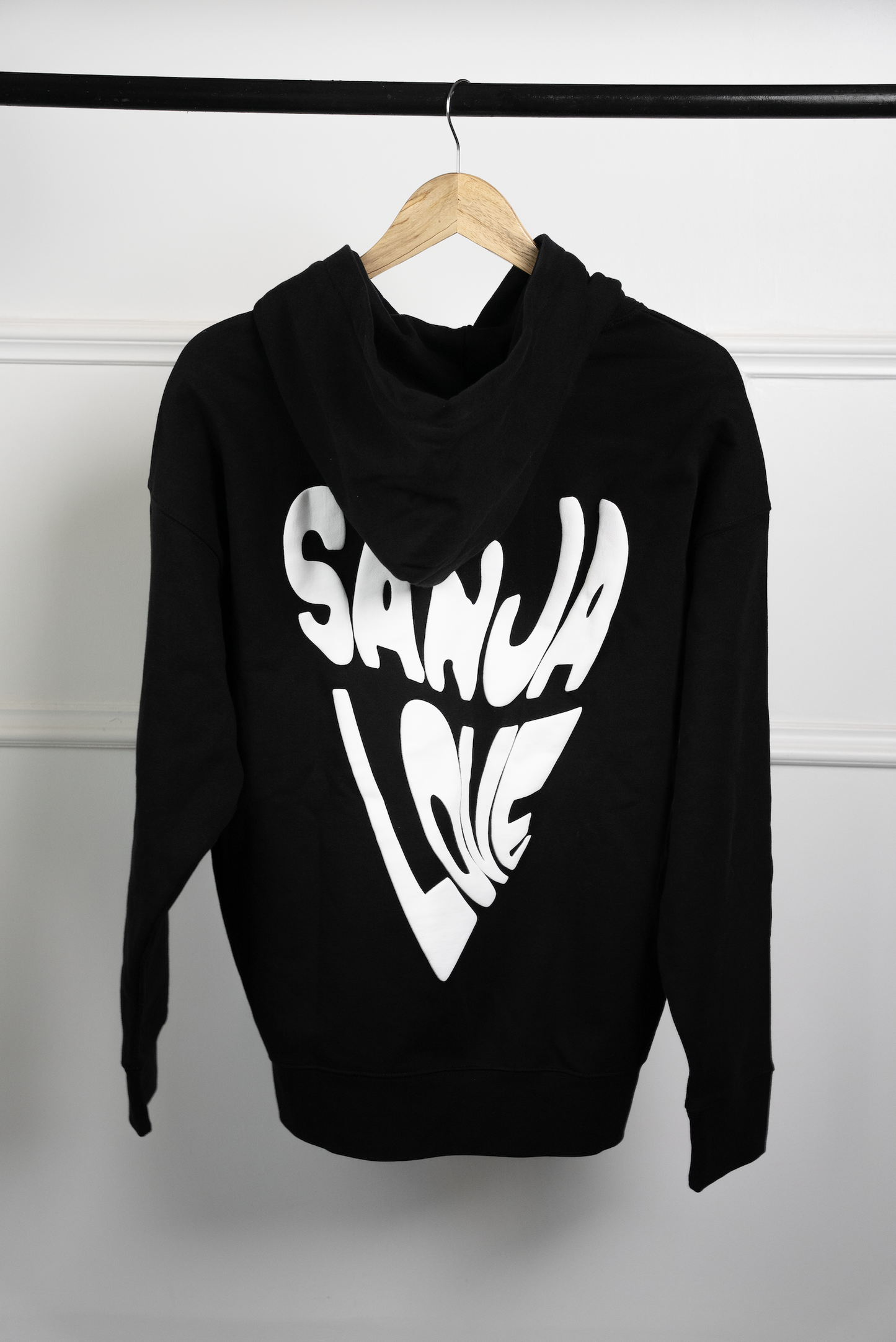 Pull Sanja "Love" Black